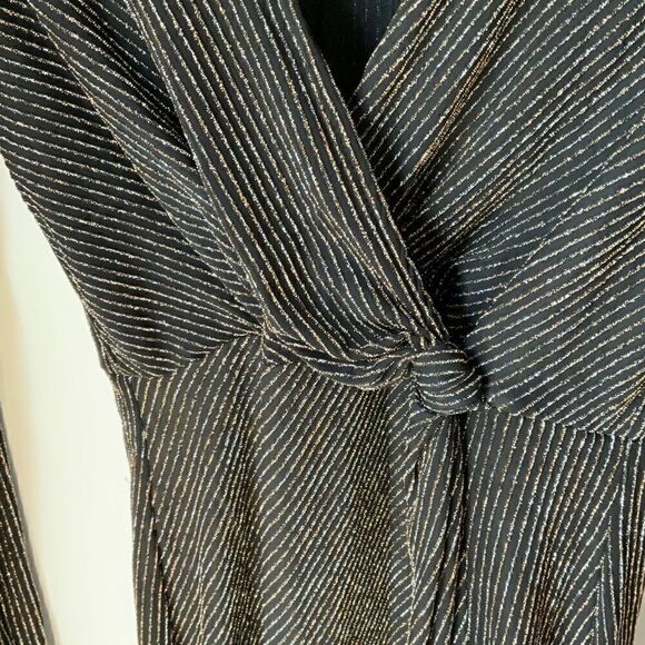 Francesca’s Glitter Mi Ami Knot Waist Long Sleeve Dress, Medium. Black Silver - Picture 6 of 12